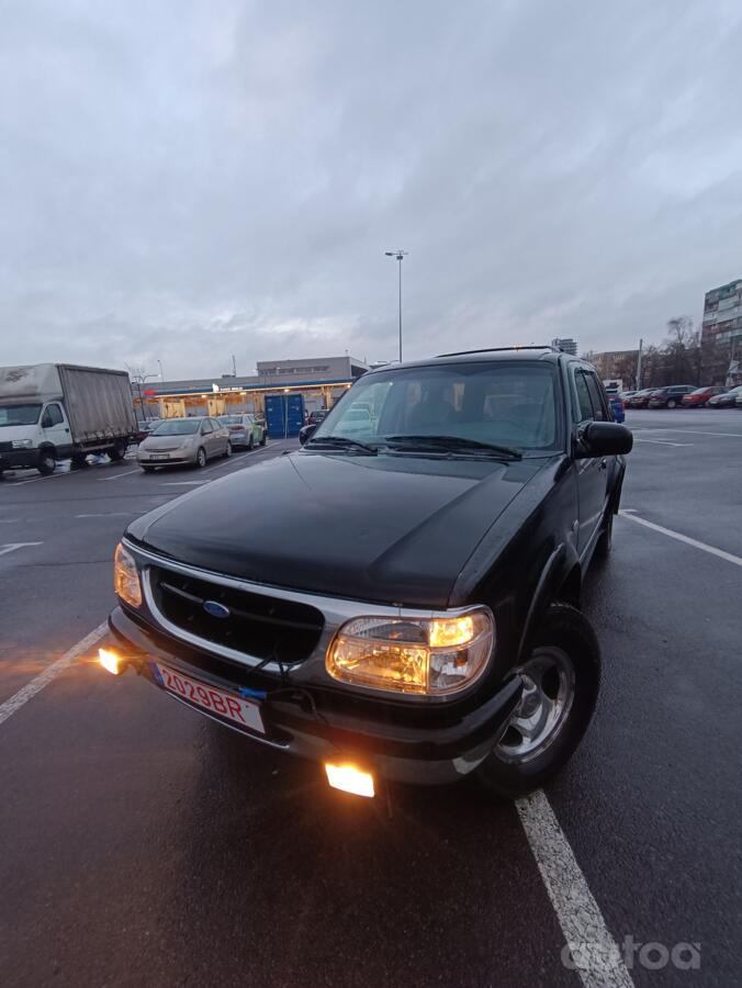 Ford Explorer 2 generation SUV 5-doors