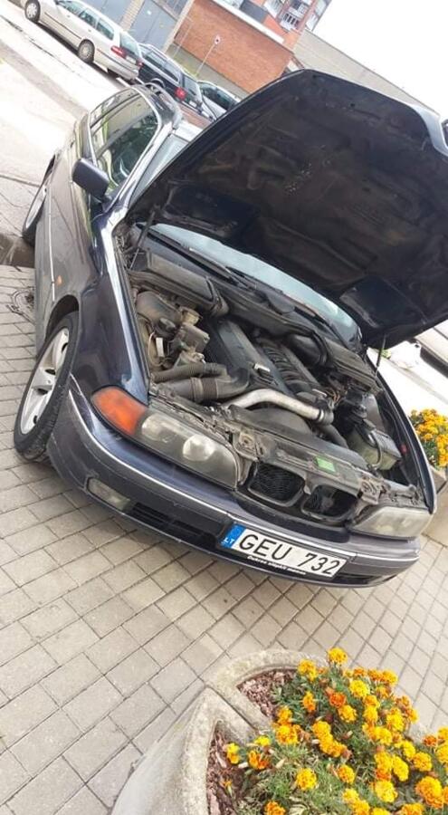 BMW 5 Series E39 Touring wagon
