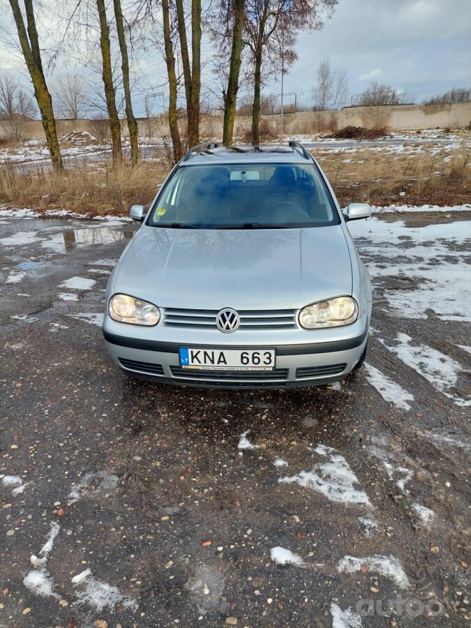 Volkswagen Golf 4 generation wagon