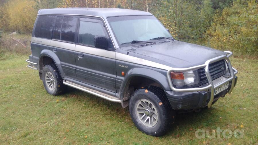 Mitsubishi Pajero 2 generation Semi High Roof Wagon SUV 5-doors