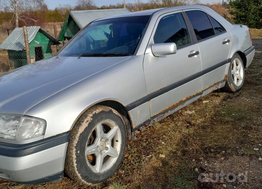 Mercedes-Benz C-Class W202/S202 Sedan
