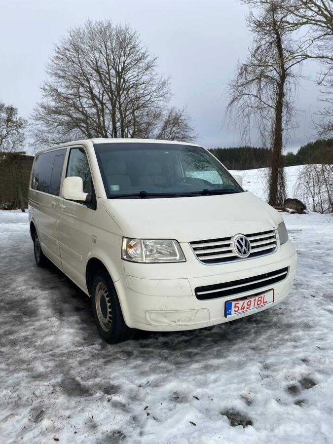 Volkswagen Multivan T5 Minivan