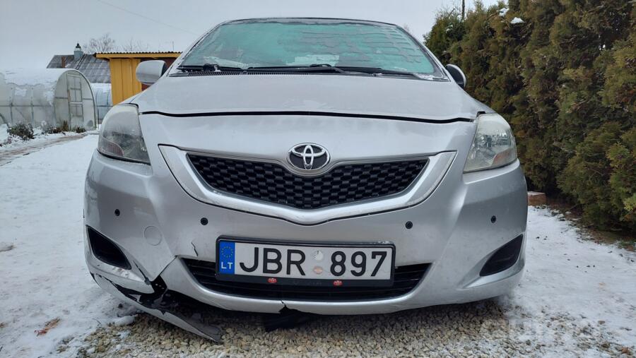 Toyota Yaris XP9 [restyling] Hatchback 5-doors