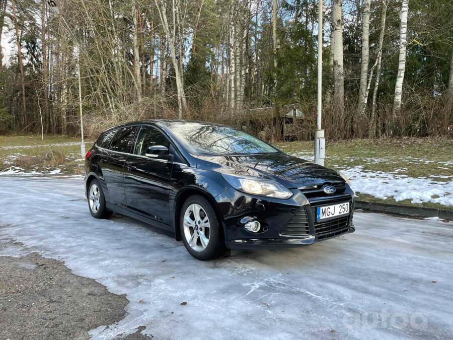Ford Focus 3 generation wagon 5-doors