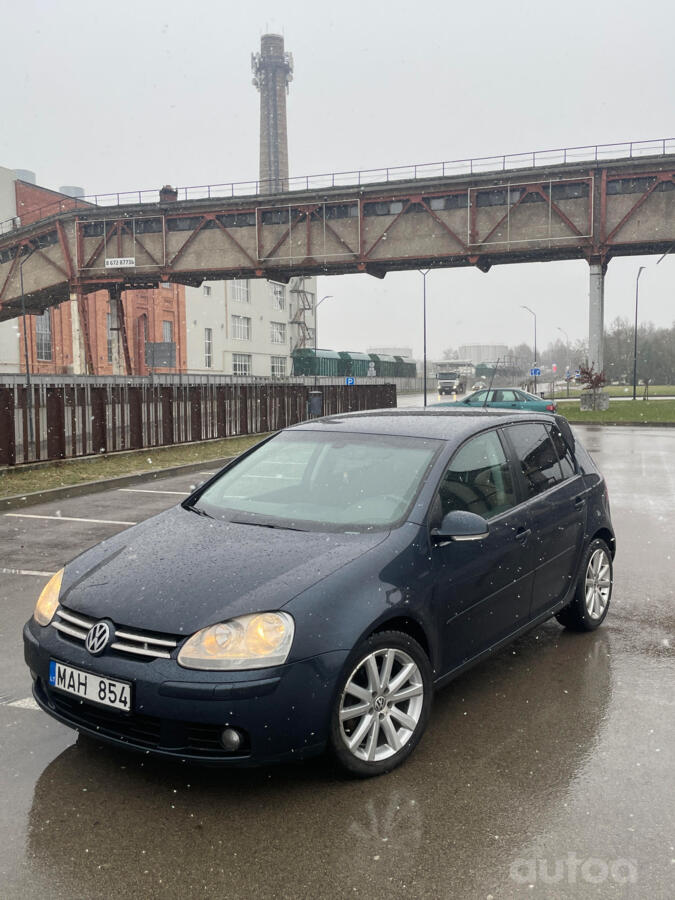 Volkswagen Golf 5 generation Hatchback 5-doors