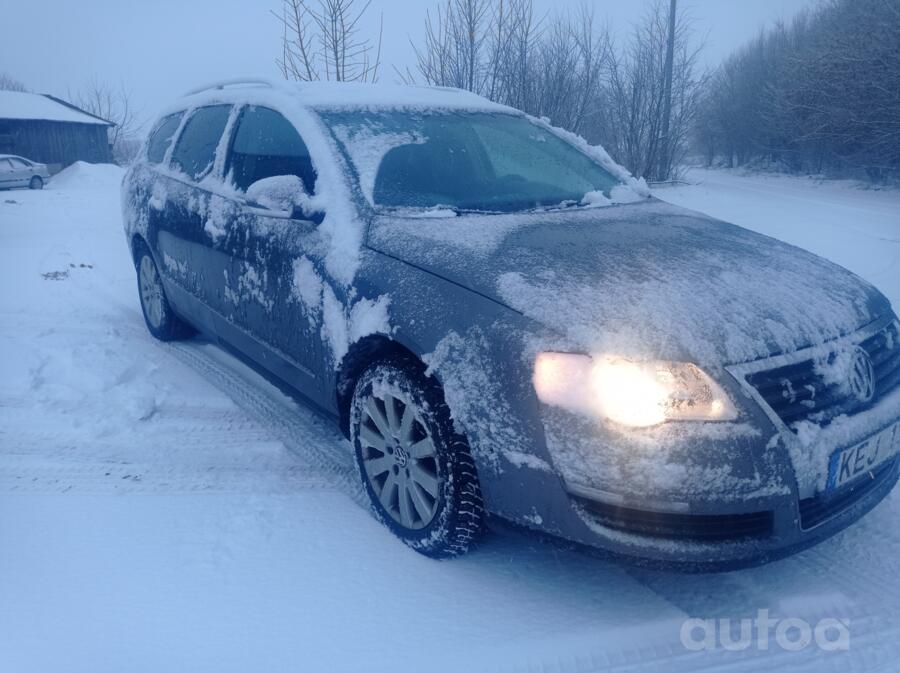 Volkswagen Passat B6 wagon 5-doors
