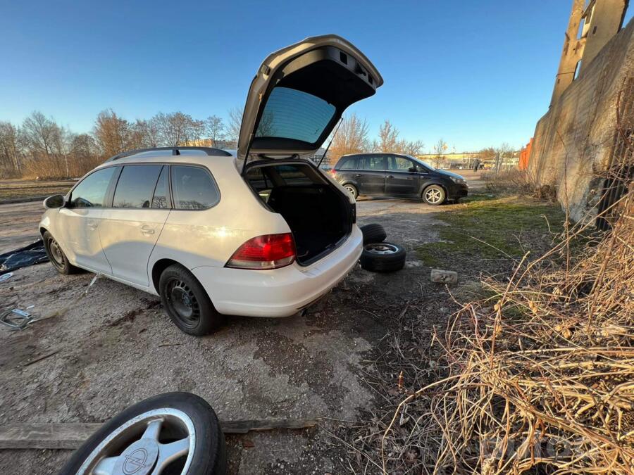 Volkswagen Golf 6 generation wagon 5-doors
