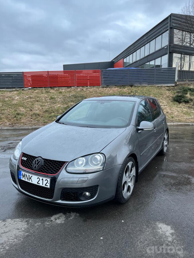 Volkswagen Golf GTI 5 generation