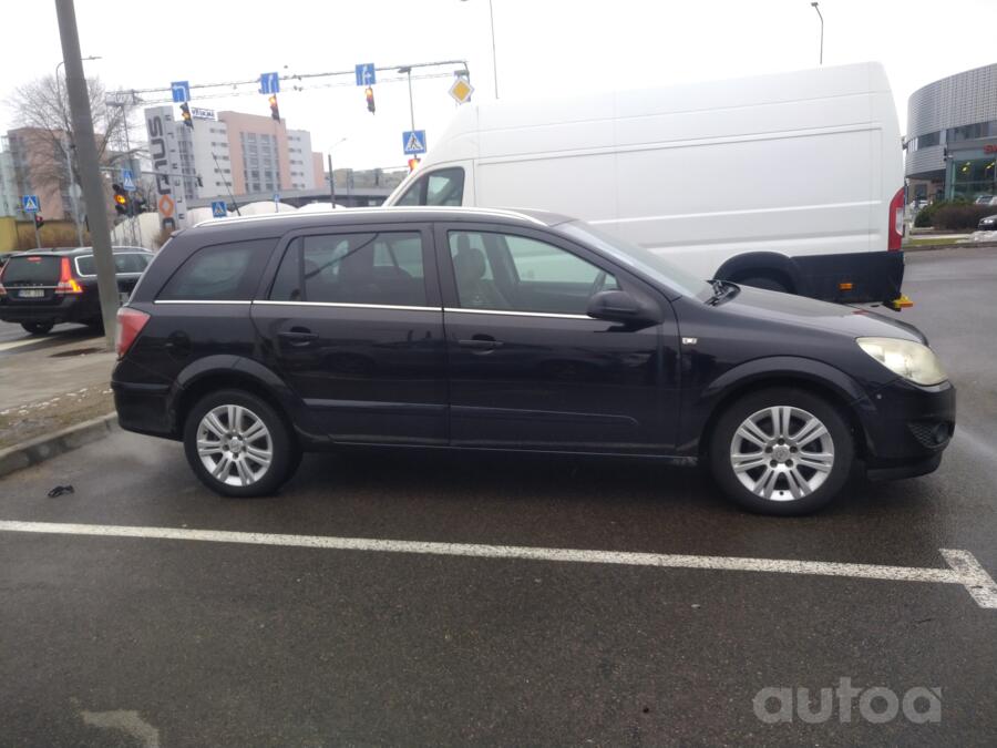 Opel Astra H [restyling]