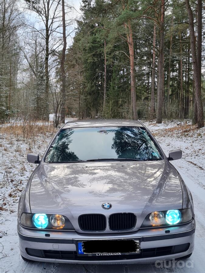 BMW 5 Series E39 Sedan 4-doors