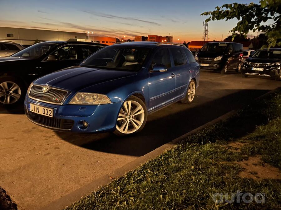 Skoda Octavia RS A5 liftback 