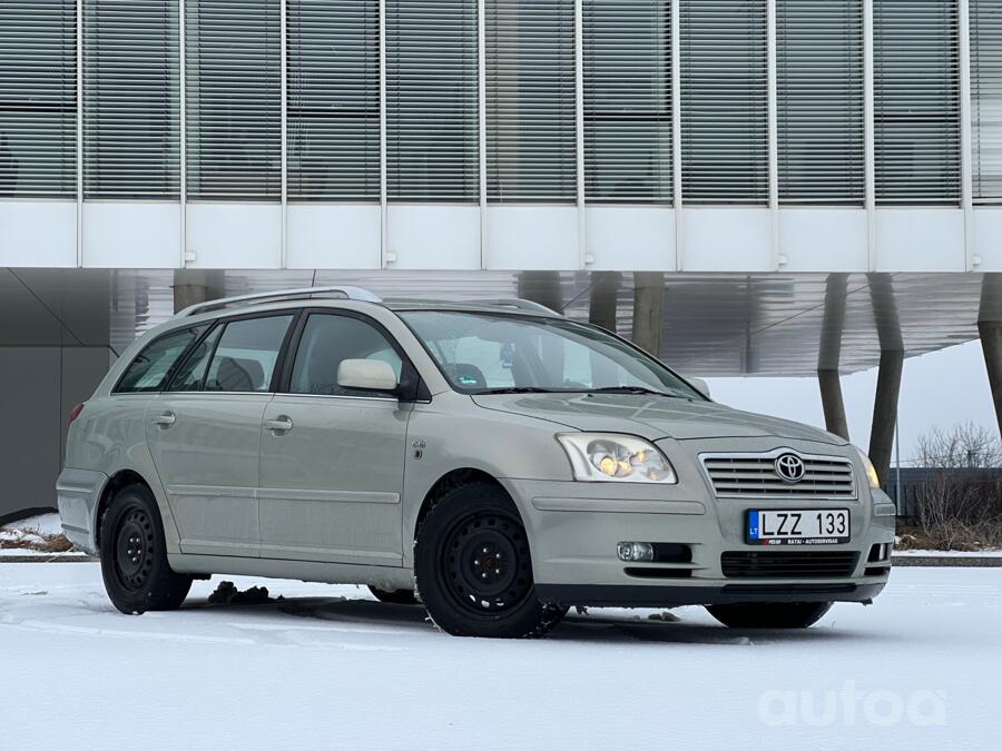 Toyota Avensis 2 generation wagon