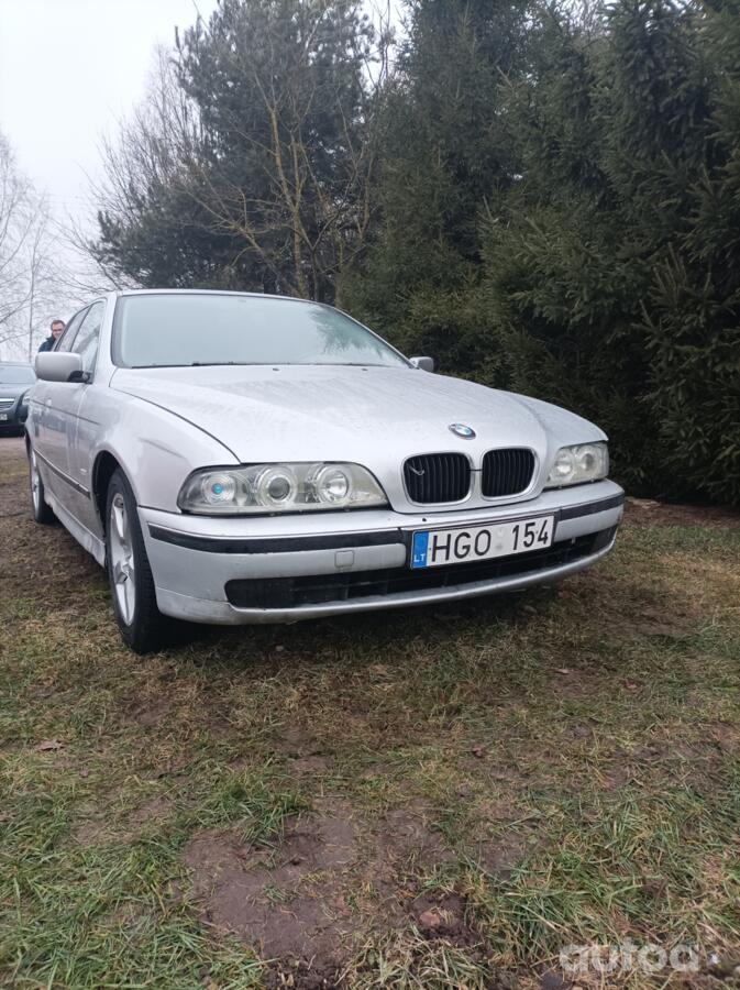 BMW 5 Series E39 Touring wagon