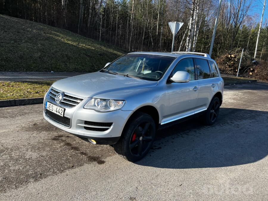Volkswagen Touareg 1 generation [restyling] Crossover
