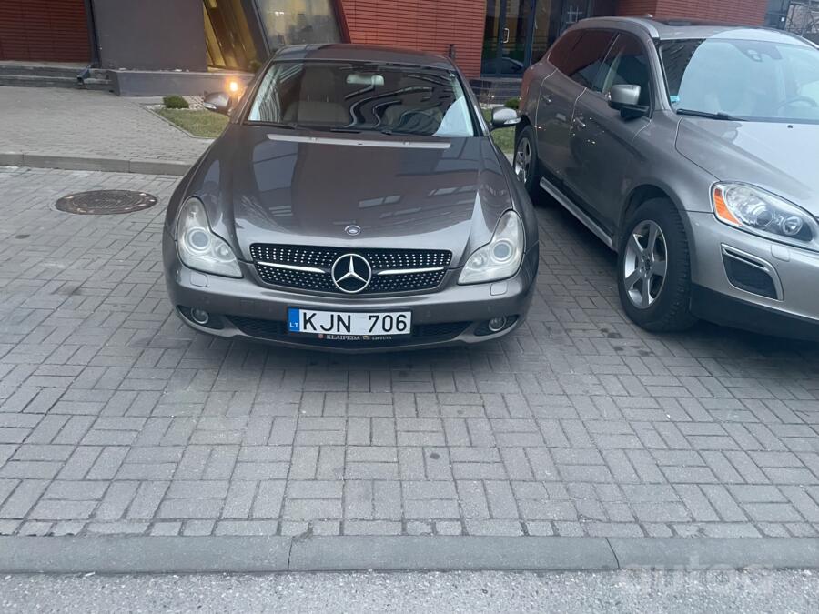 Mercedes-Benz CLS-Class C219 Sedan 4-doors