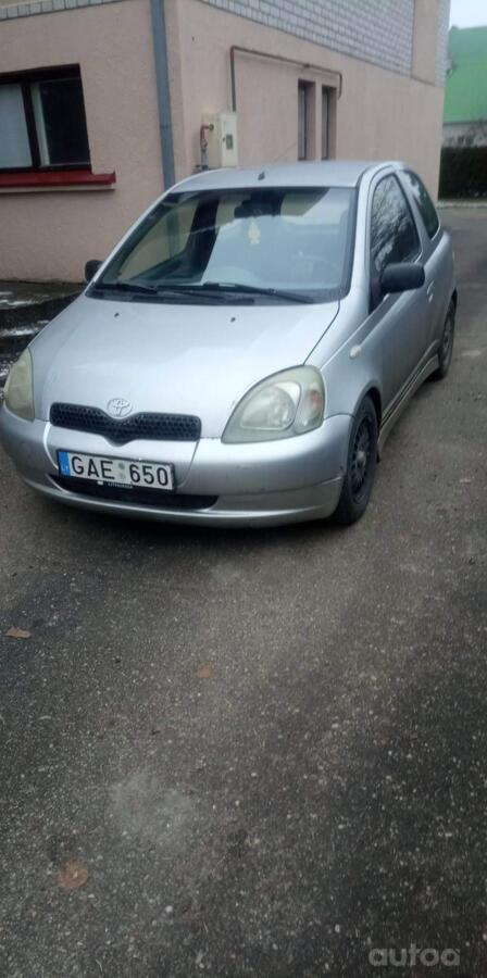 Toyota Yaris 1 generation