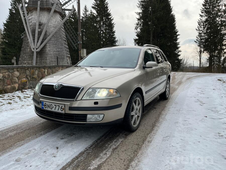 Skoda Octavia 2 generation Combi wagon 5-doors
