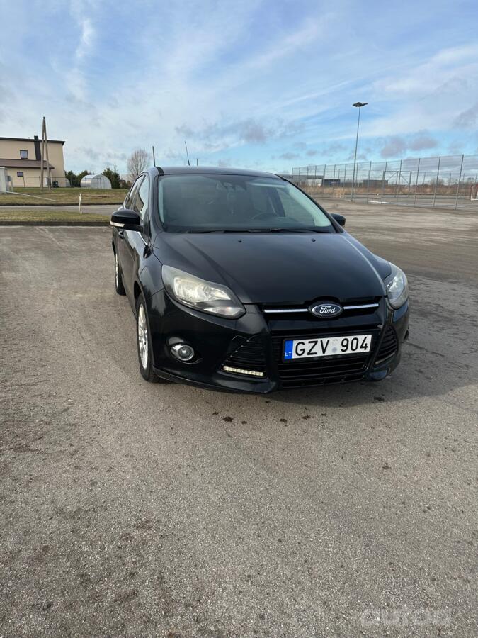 Ford Focus 3 generation Hatchback 5-doors