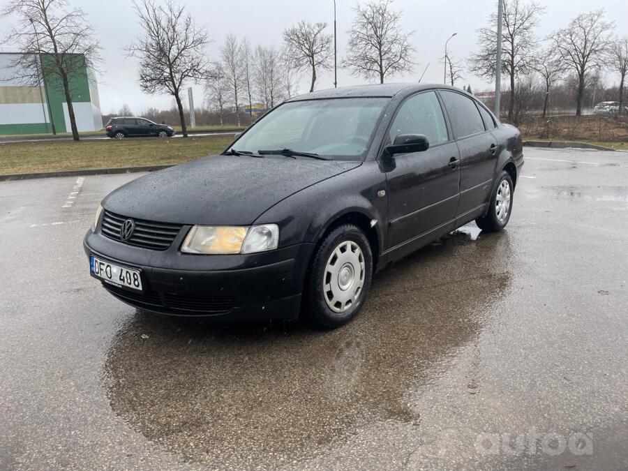 Volkswagen Passat B5 Sedan 4-doors