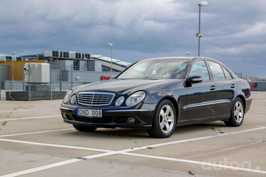 Mercedes-Benz E-Class W211 Sedan