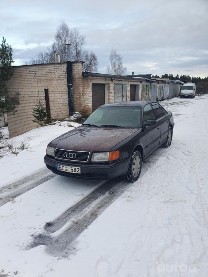Audi 100 4A/C4 Sedan