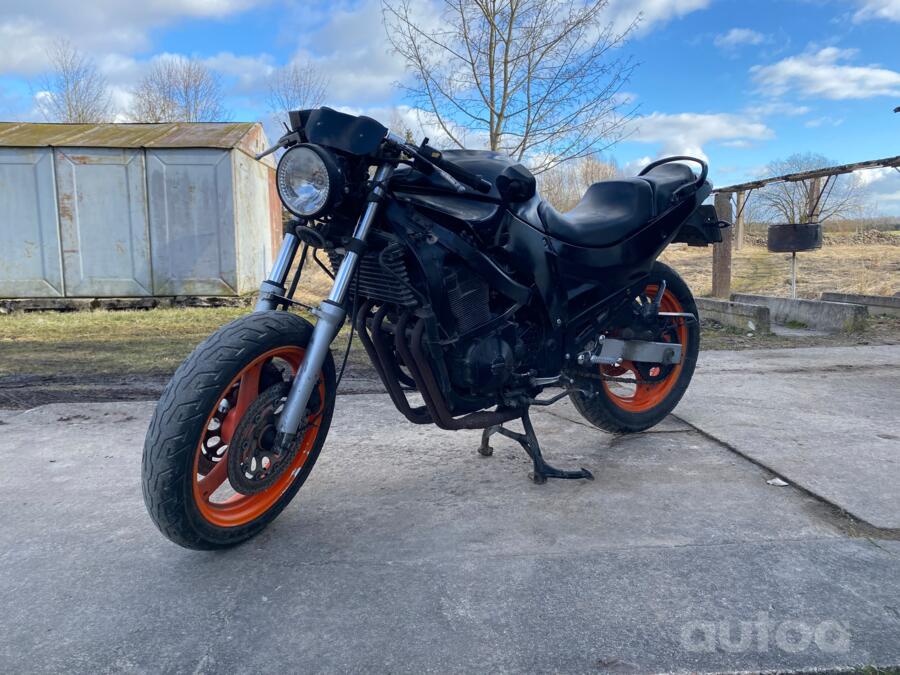 Suzuki GSX
