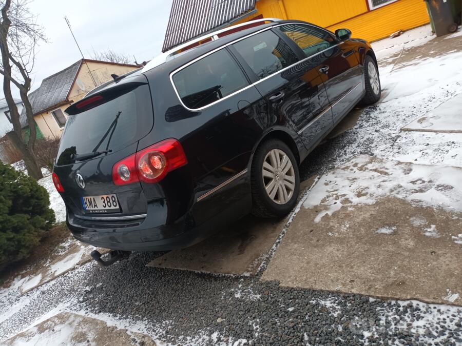 Volkswagen Passat B6 wagon 5-doors