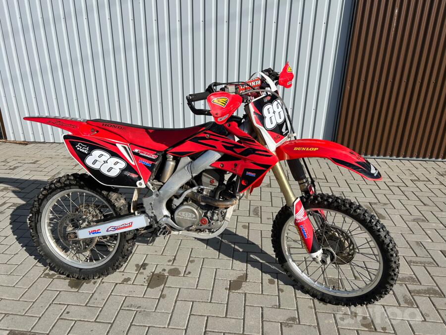 Honda CRF