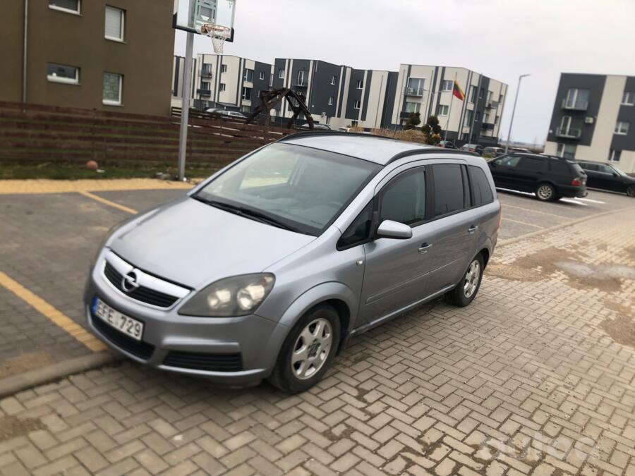 Opel Zafira B Minivan 5-doors