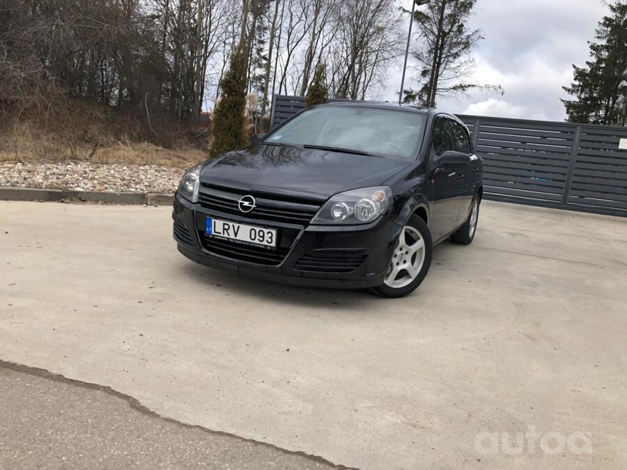 Opel Astra H Hatchback