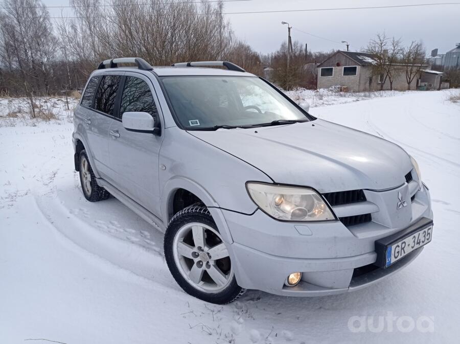 Mitsubishi Outlander 2 generation