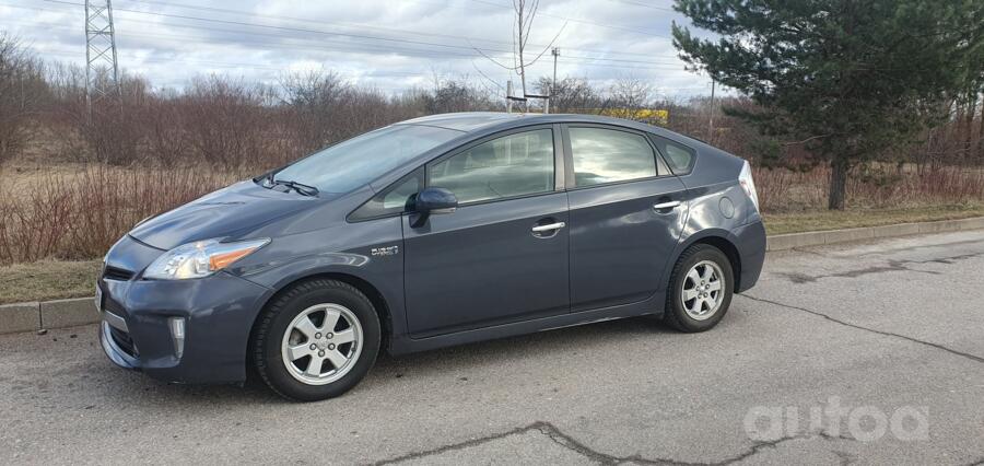 Toyota Prius 3 generation [restyling] Hatchback