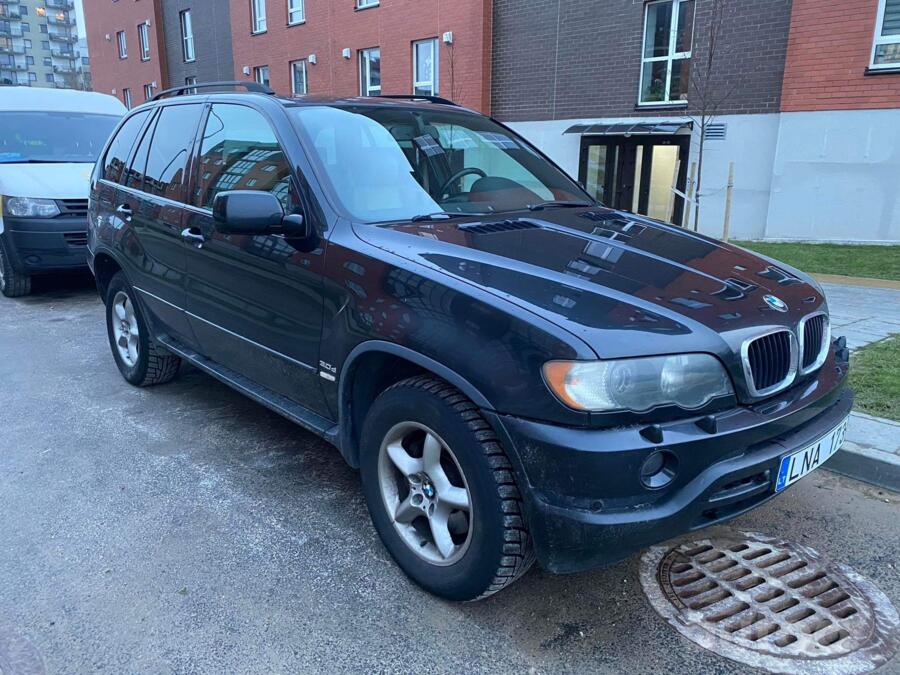 BMW X5 E53 Crossover
