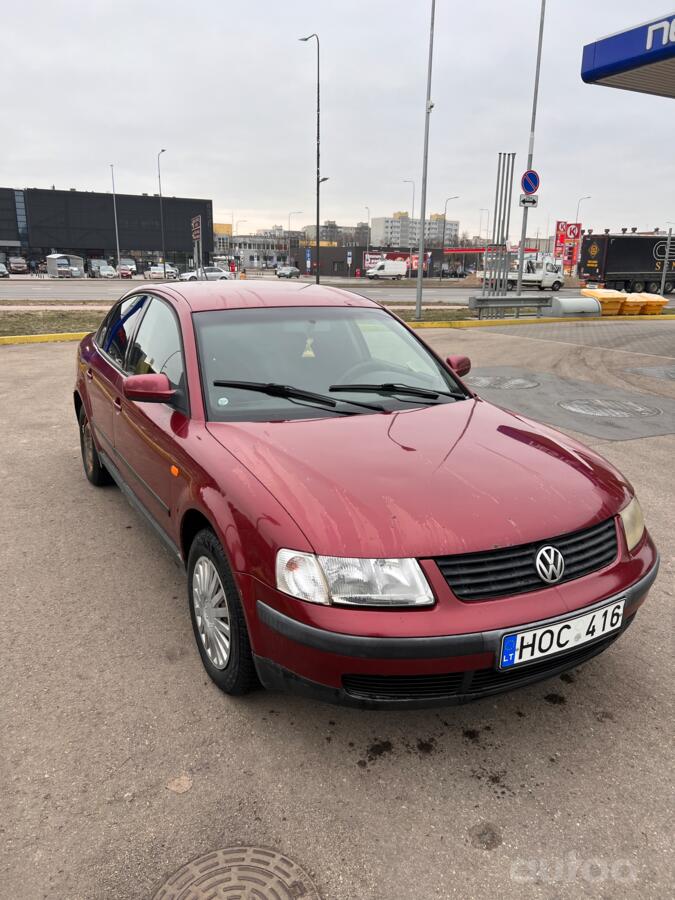 Volkswagen Passat B5 Sedan 4-doors