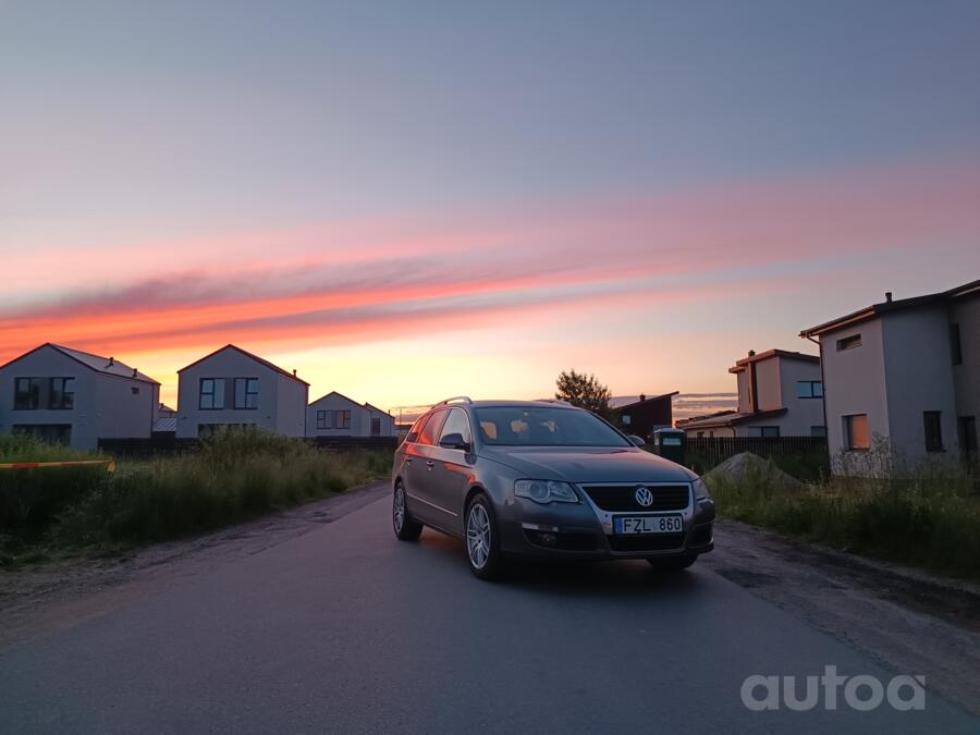 Volkswagen Passat B6 wagon 5-doors
