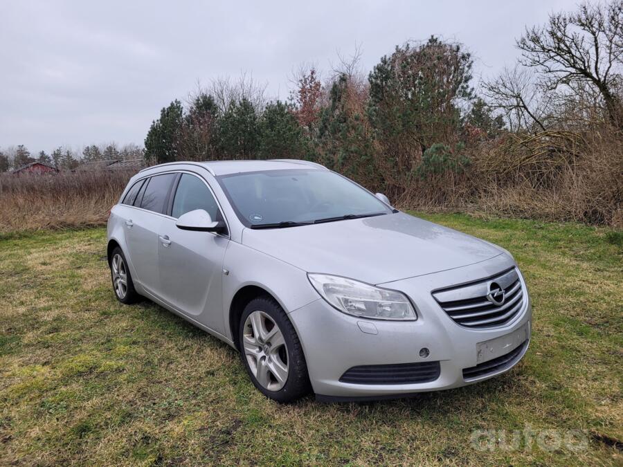 Opel Insignia A Sports Tourer wagon 5-doors