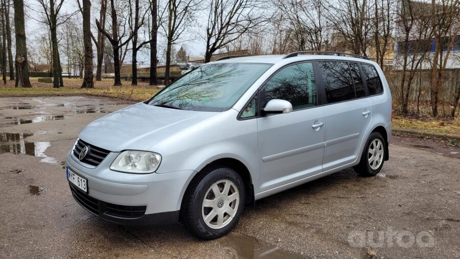Volkswagen Touran 1 generation Minivan