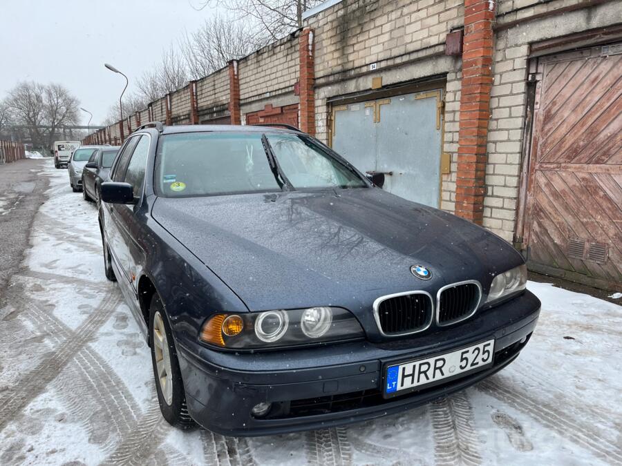 BMW 5 Series E39 Touring wagon