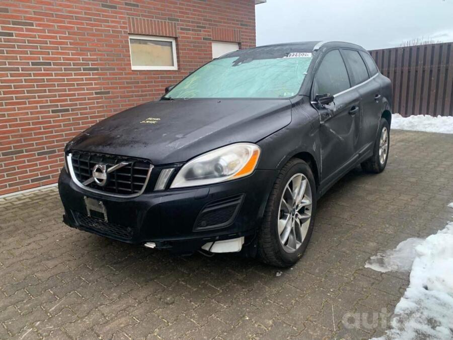 Volvo XC60 1 generation Crossover