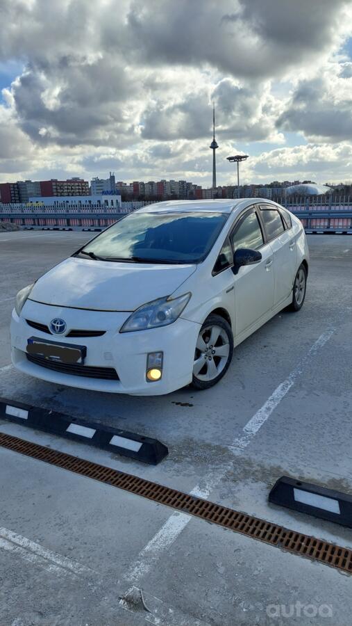 Toyota Prius 3 generation Hatchback 5-doors