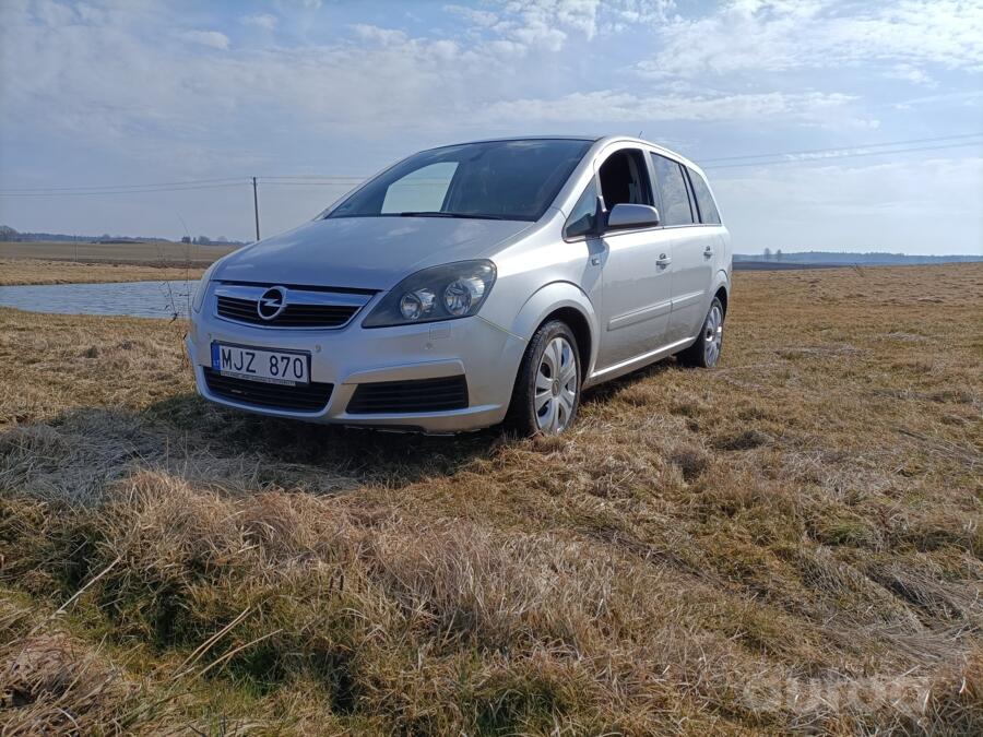 Opel Zafira B Minivan 5-doors