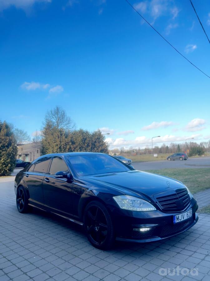 Mercedes-Benz S-Class W221 Sedan Long
