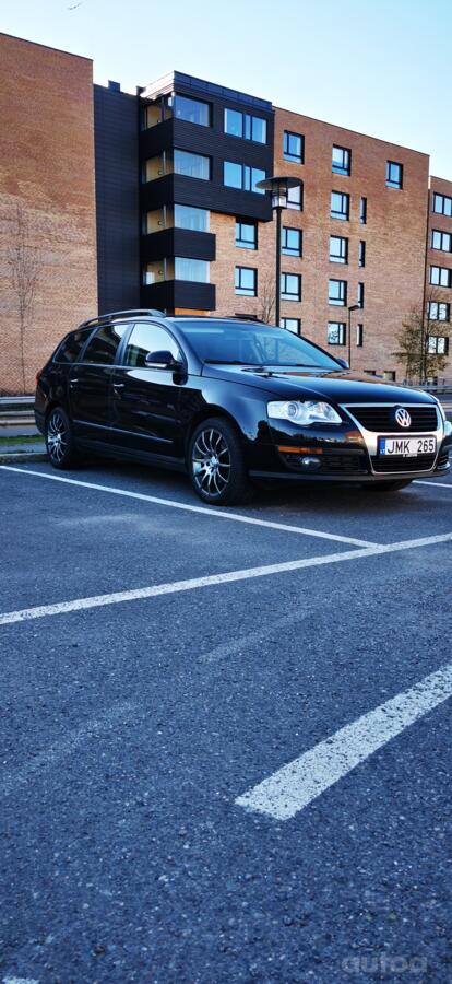 Volkswagen Passat B6 wagon 5-doors