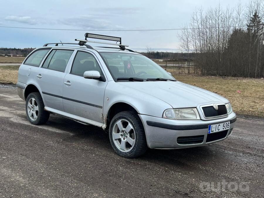 Skoda Octavia 1 generation [restyling] Combi wagon 5-doors