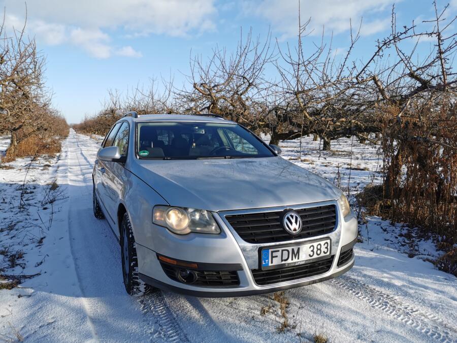 Volkswagen Passat B6 wagon 5-doors