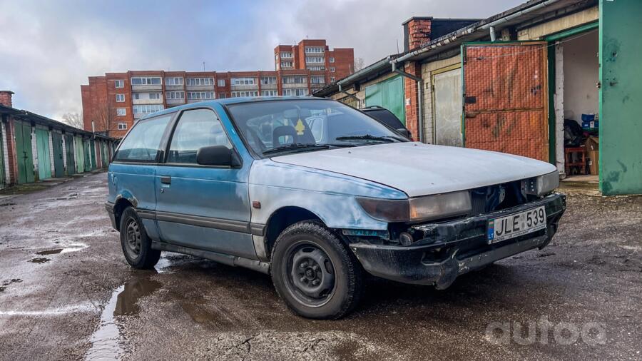 Mitsubishi Colt 3 generation