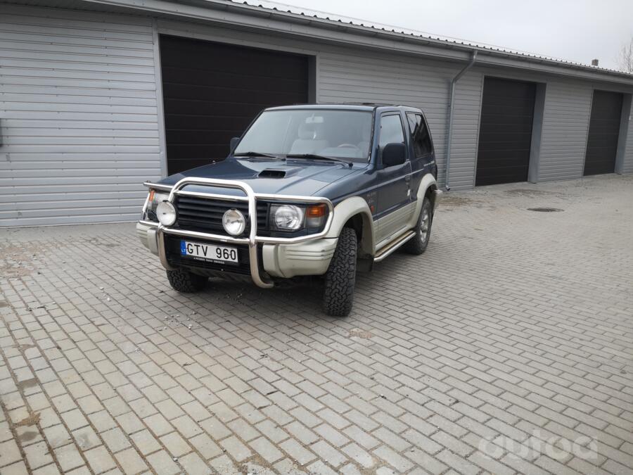 Mitsubishi Pajero 2 generation Metal Top SUV 3-doors