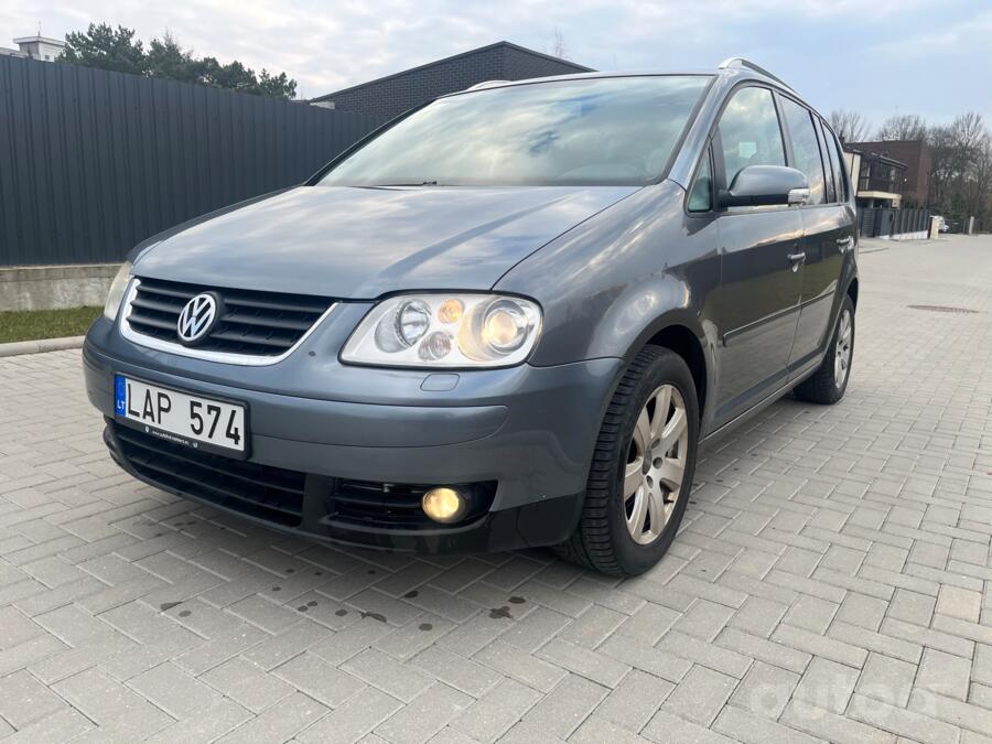 Volkswagen Touran 1 generation Minivan