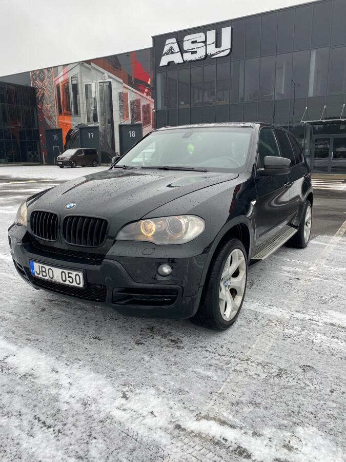 BMW X5 E70 Crossover