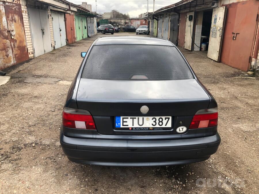 BMW 5 Series E39 Sedan 4-doors